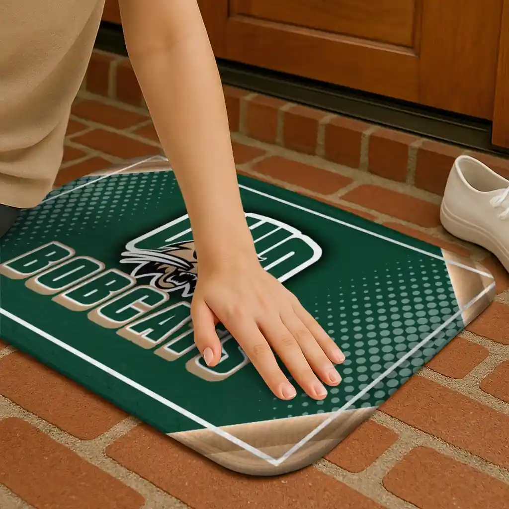 ohio-bobcats-silver-halftone-green-doormat-premium-grade.webp