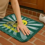 oregon-ducks-helmet-centerpiece-green-doormat-best-selling.webp