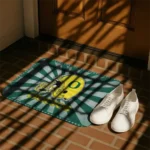 oregon-ducks-helmet-centerpiece-green-doormat-best-selling.webp