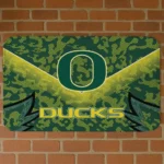 oregon-ducks-layered-lines-green-doormat-best-selling.webp