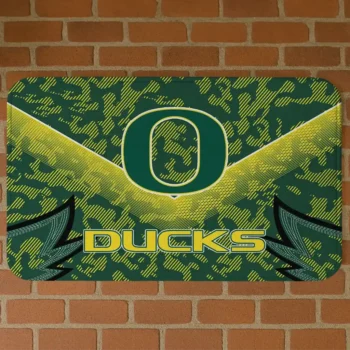 Oregon Ducks Layered Lines Green Doormat