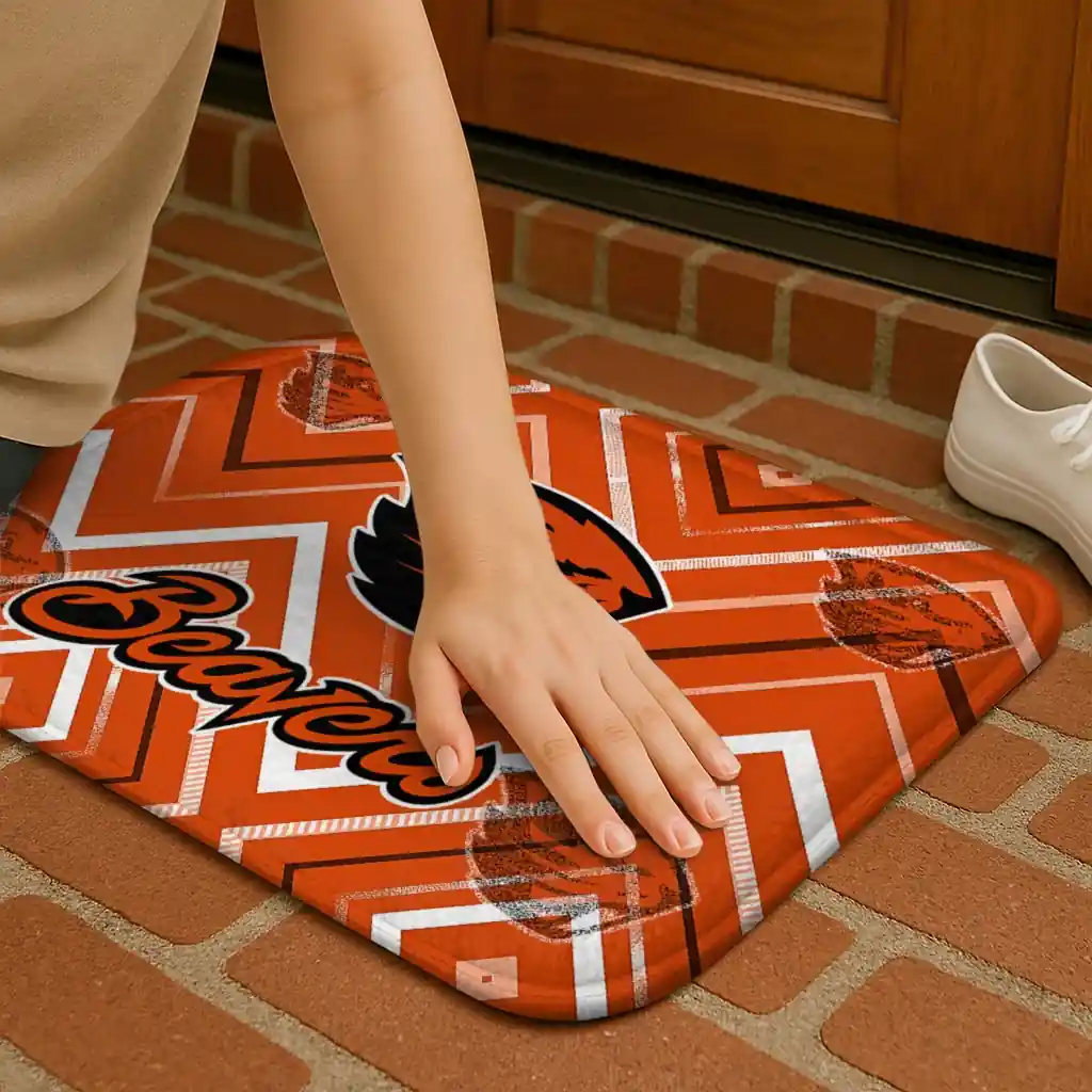 oregon-state-beavers-chevron-geometrics-orange-doormat-premium-grade.webp
