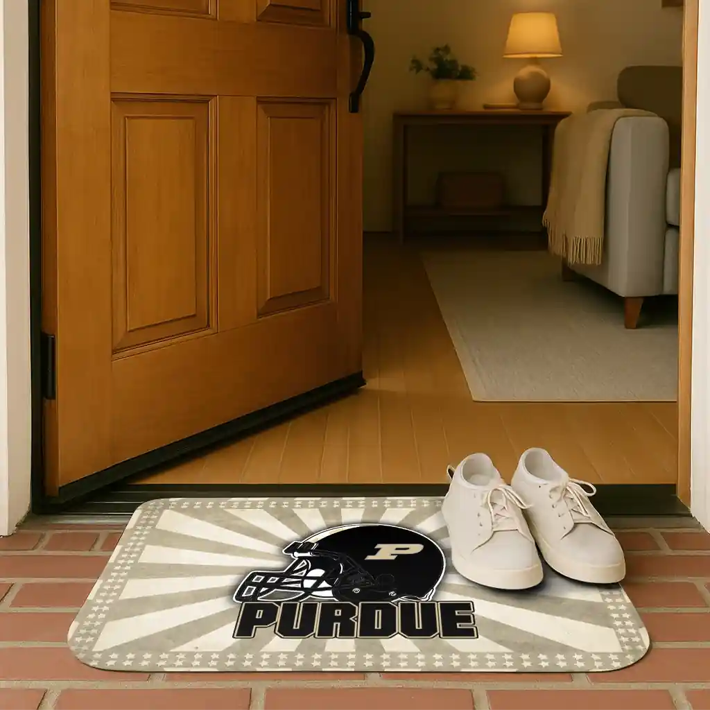 purdue-boilermakers-helmet-centerpiece-gold-doormat-fashion-forward.webp