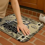 purdue-boilermakers-helmet-illustration-gold-doormat-best-selling.webp