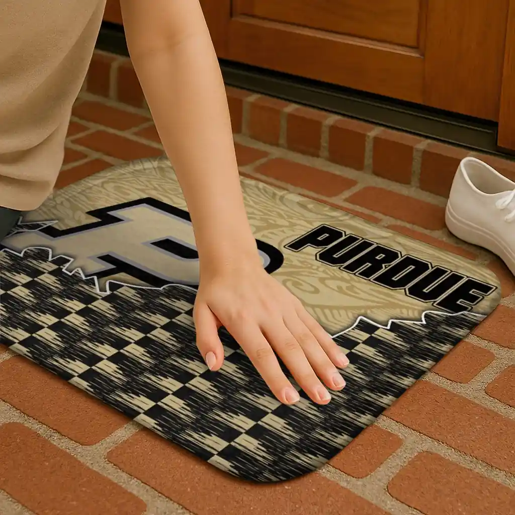 purdue-boilermakers-tribal-detailing-gold-black-doormat-premium-grade.webp