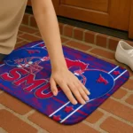 smu-mustangs-helmet-illustration-blue-doormat-best-selling.webp