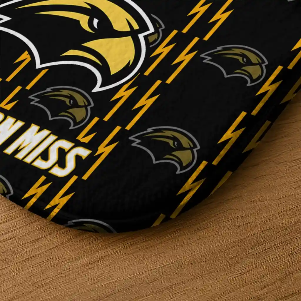 southern-miss-golden-eagles-bolt-row-black-doormat-latest-model.webp