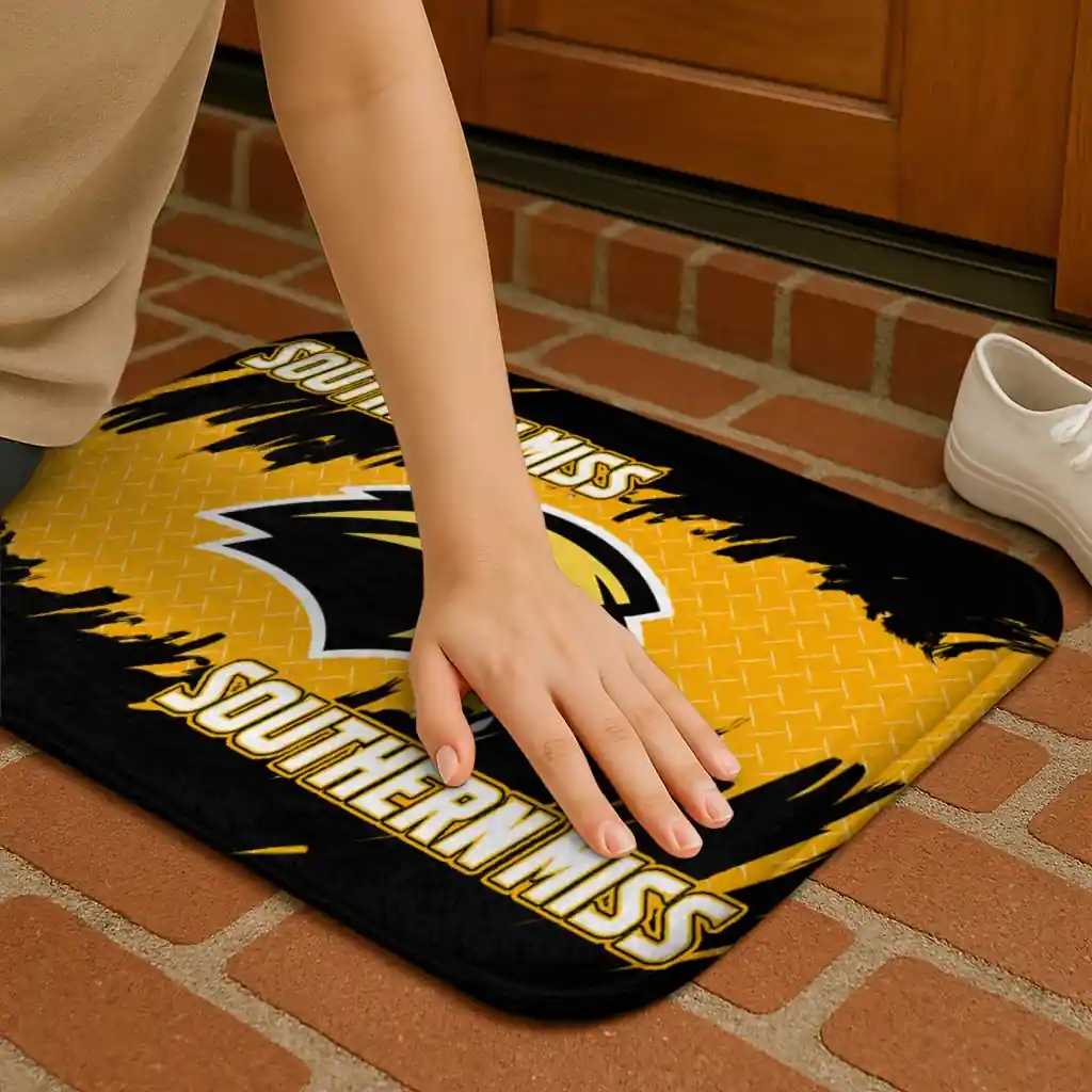 southern-miss-golden-eagles-plate-rip-black-doormat-premium-grade.webp