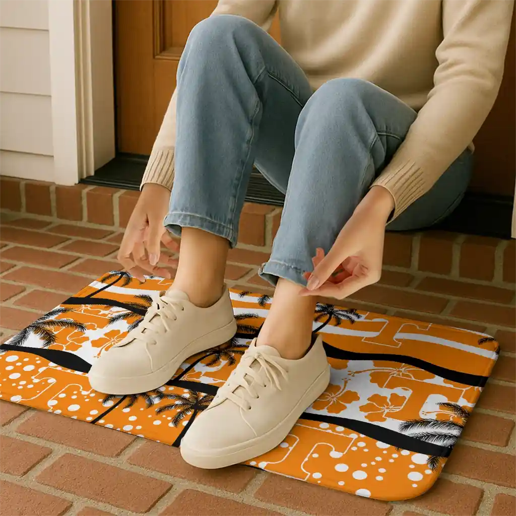 tennessee-volunteers-palm-silhouette-orange-black-doormat-top-rated.webp