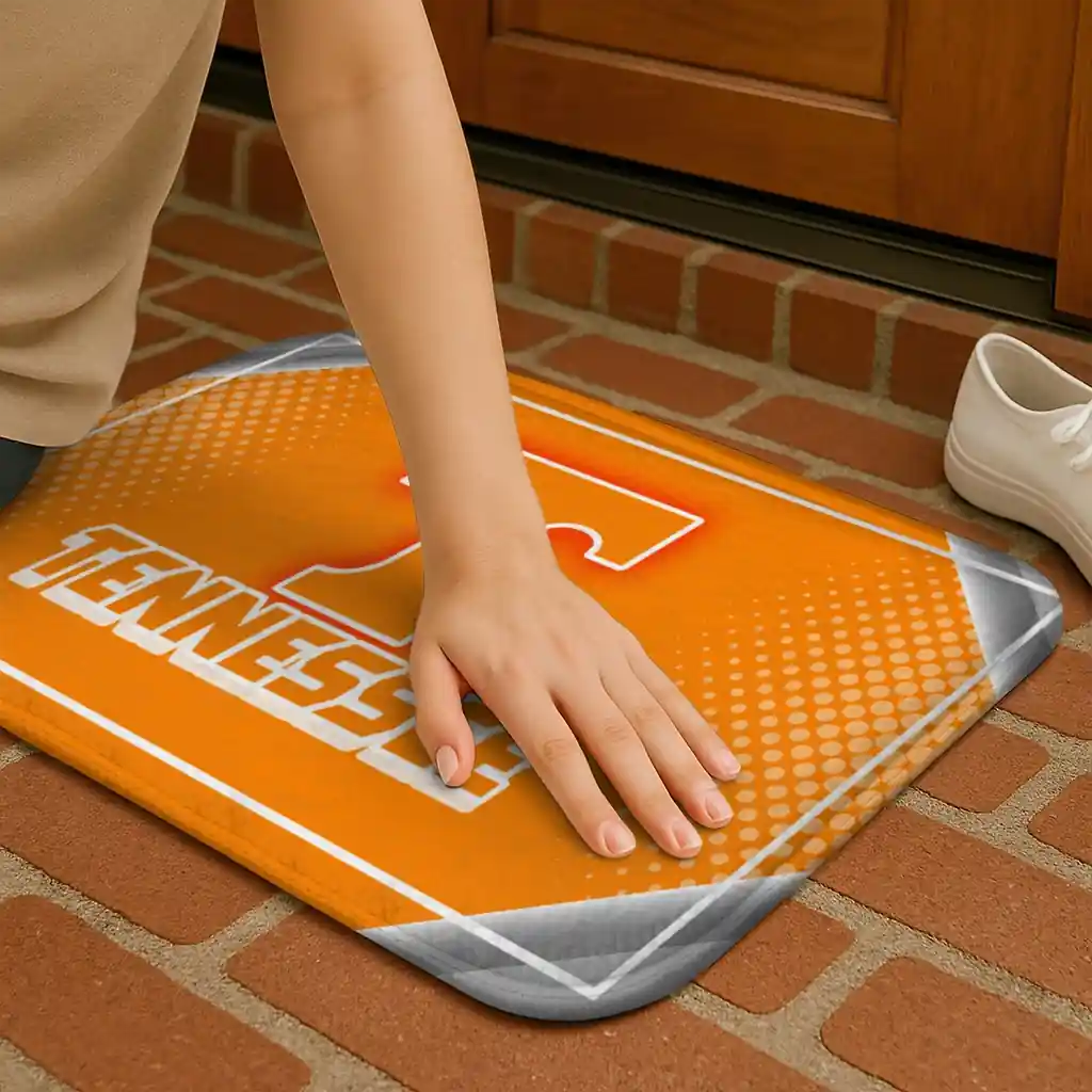 tennessee-volunteers-silver-halftone-orange-doormat-premium-grade.webp
