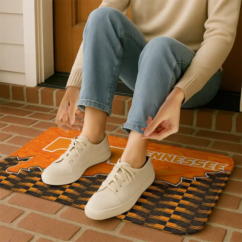 tennessee-volunteers-tribal-detailing-orange-black-doormat-top-rated.webp
