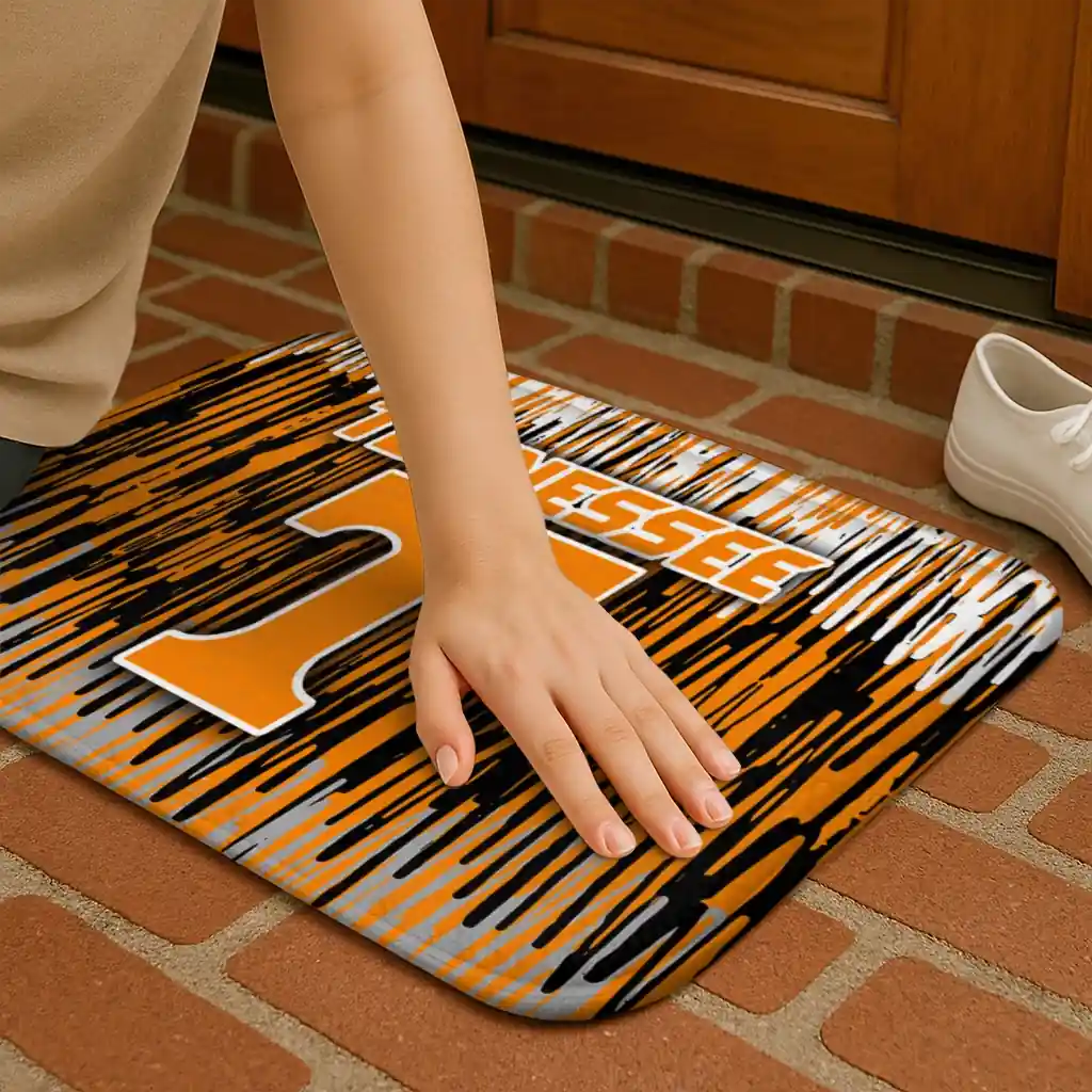 tennessee-volunteers-vertical-flow-orange-doormat-premium-grade.webp