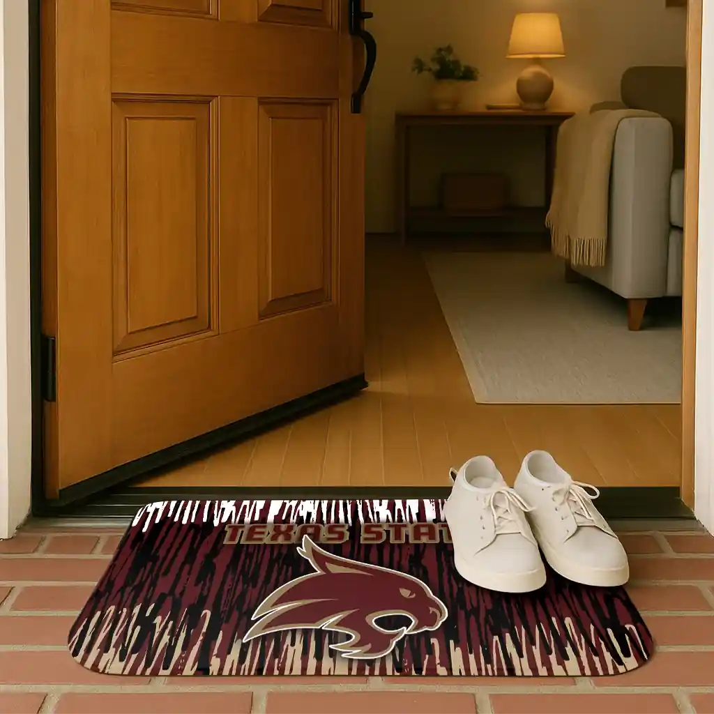 texas-state-bobcats-vertical-flow-maroon-doormat-fashion-forward.webp