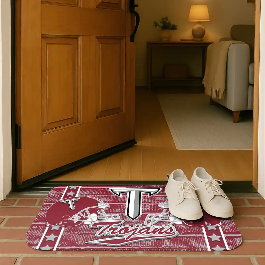 troy-trojans-helmet-illustration-red-doormat-fashion-forward.webp