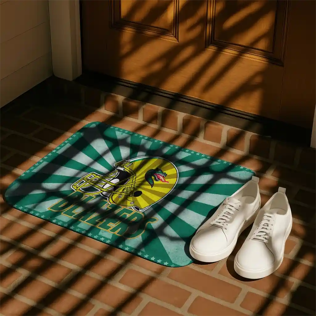 uab-blazers-helmet-centerpiece-green-doormat-trendy.webp