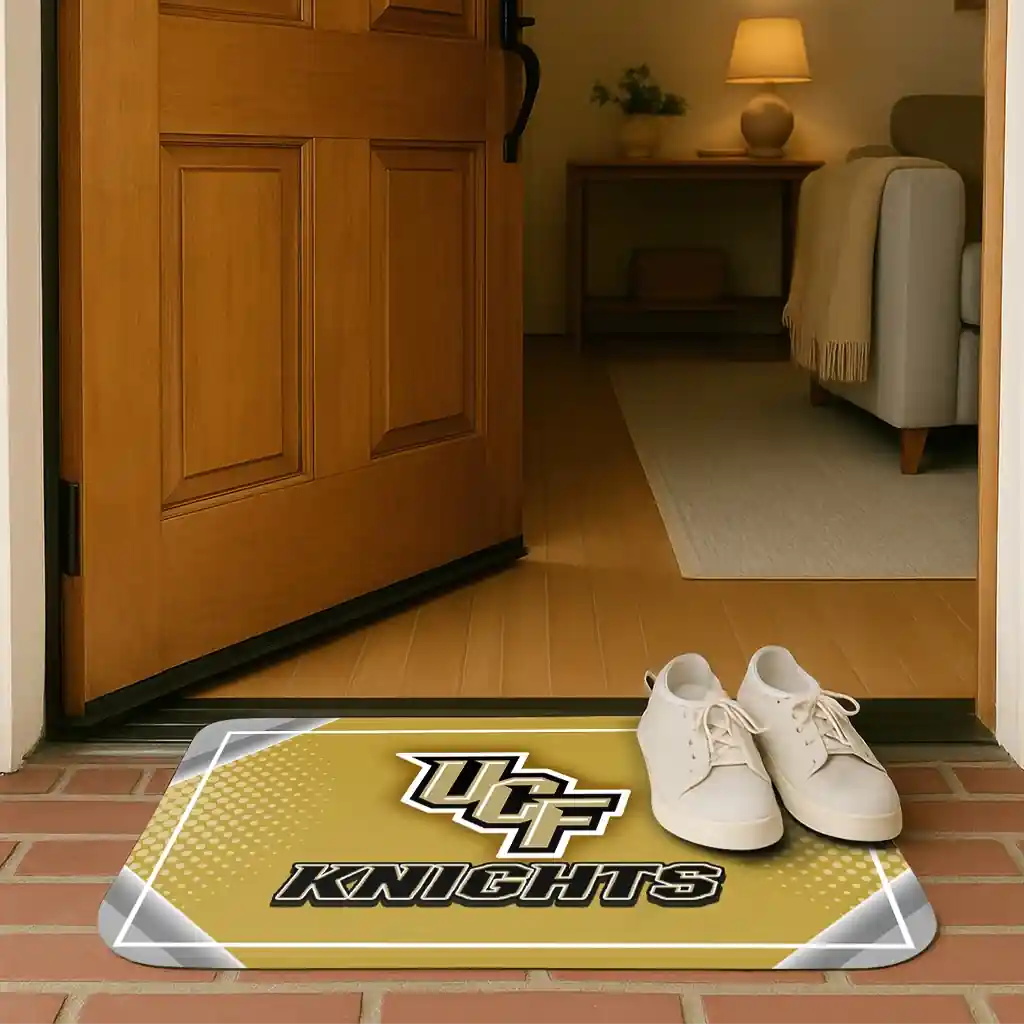 ucf-knights-silver-halftone-gold-doormat-fashion-forward.webp