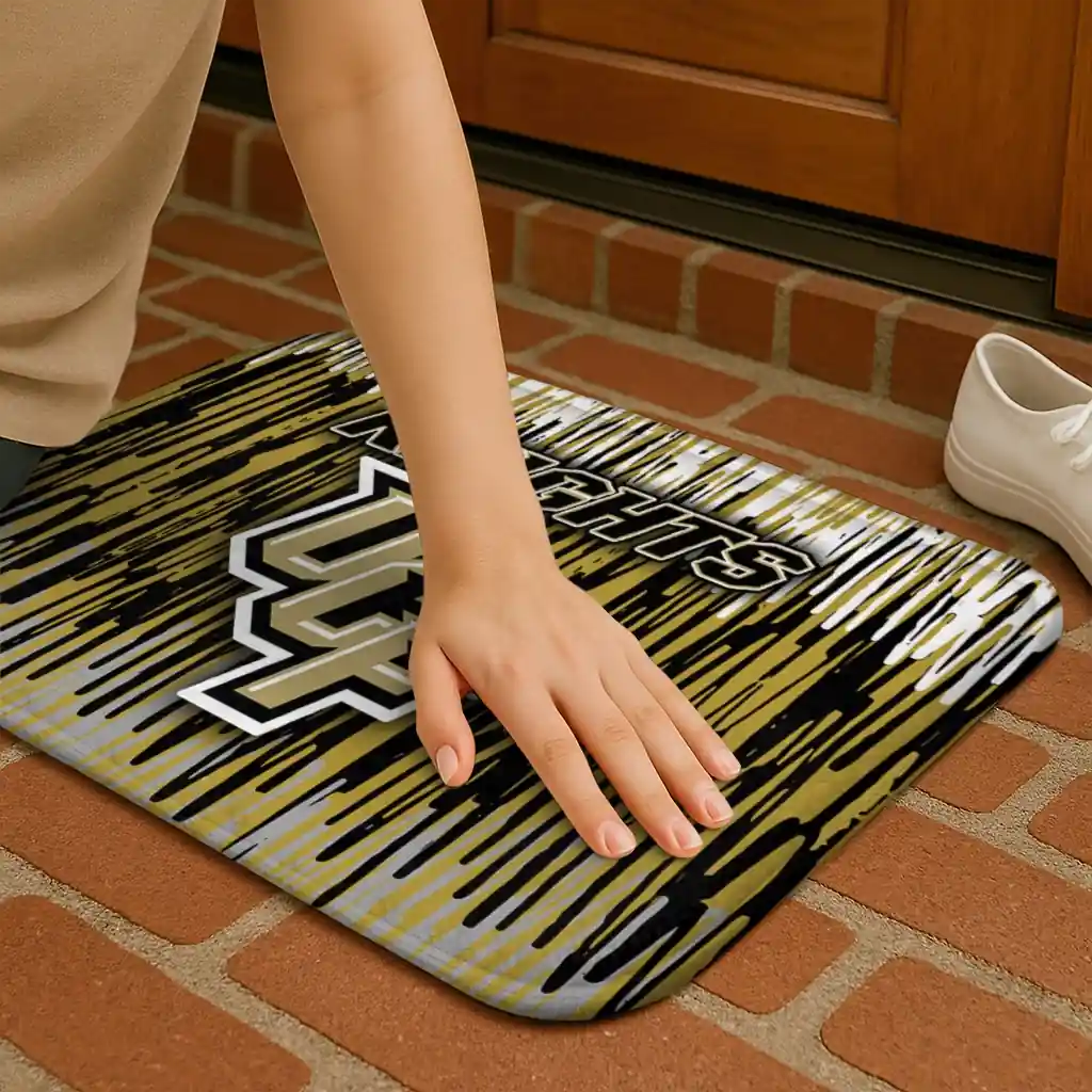 ucf-knights-vertical-flow-gold-doormat-premium-grade.webp