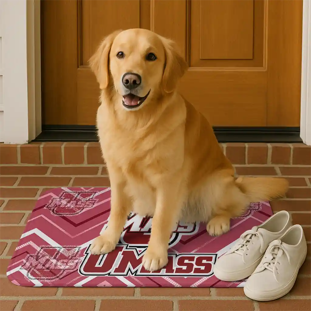 umass-minutemen-chevron-geometrics-red-doormat-high-quality.webp