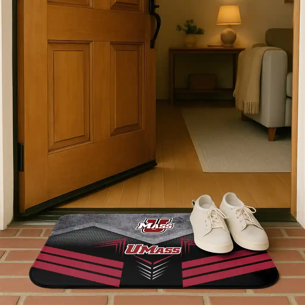 umass-minutemen-chevron-points-red-black-doormat-fashion-forward.webp