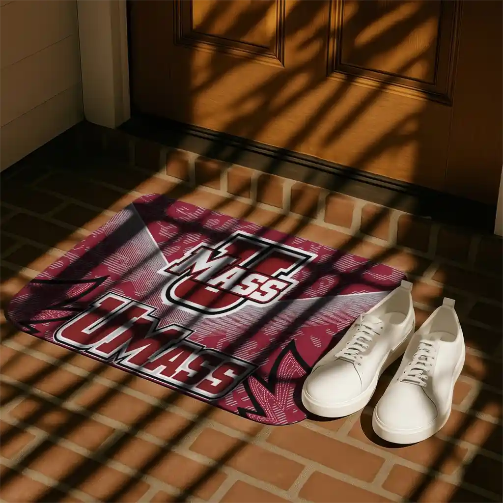 umass-minutemen-layered-lines-red-doormat-trendy.webp
