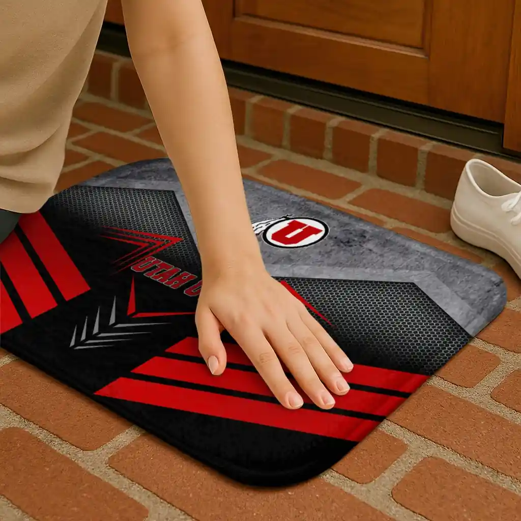 utah-utes-chevron-points-red-black-doormat-premium-grade.webp