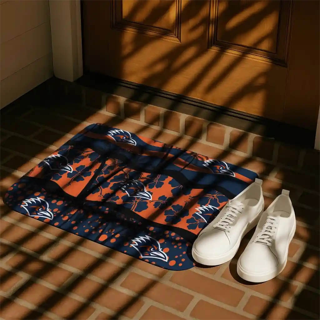 utsa-roadrunners-palm-silhouette-orange-black-doormat-trendy.webp