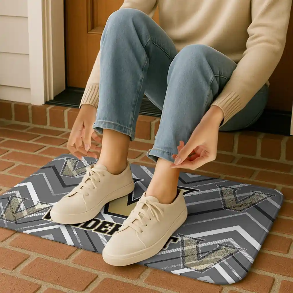 vanderbilt-commodores-chevron-geometrics-black-doormat-top-rated.webp