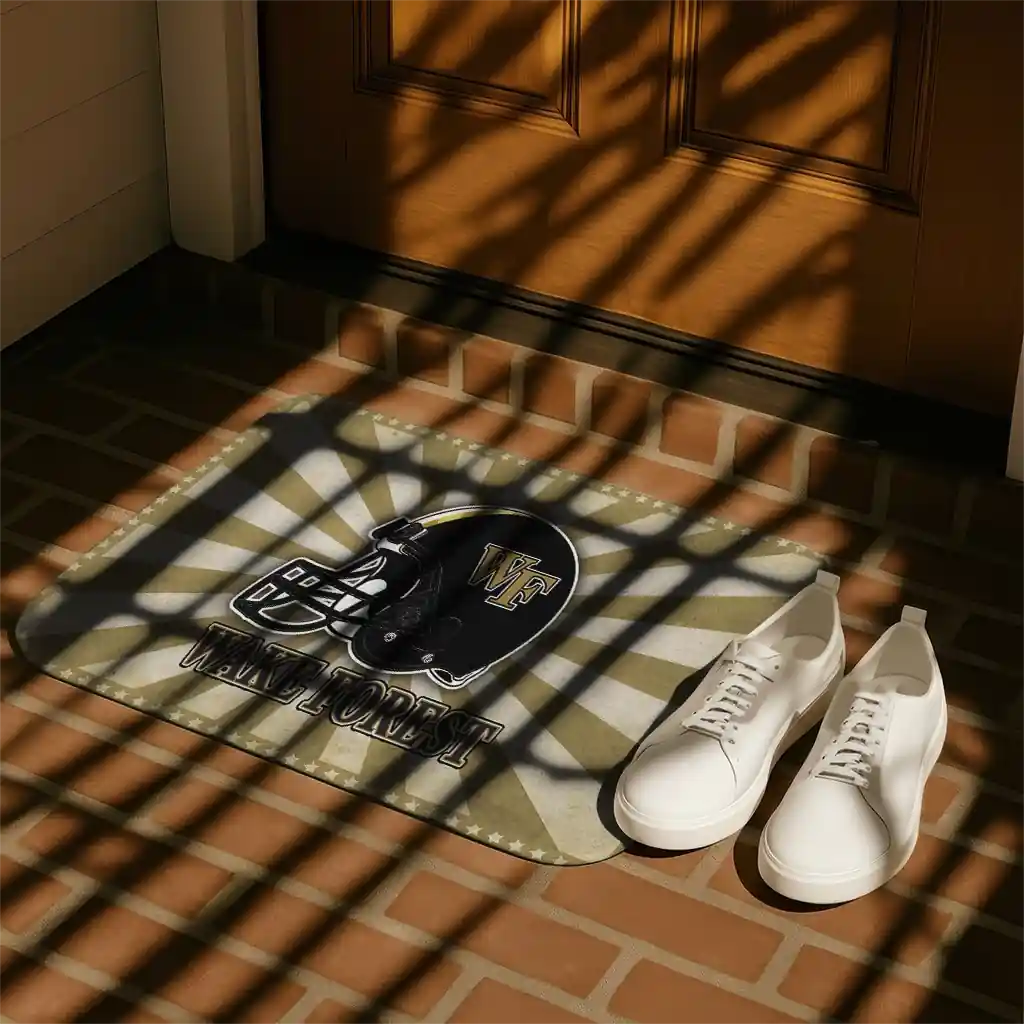 wake-forest-demon-deacons-helmet-centerpiece-gold-doormat-trendy.webp