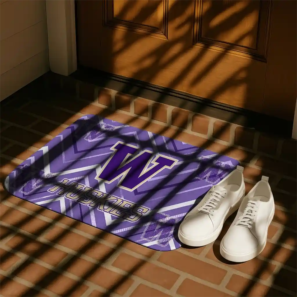 washington-huskies-chevron-geometrics-purple-doormat-trendy.webp