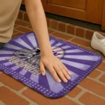 washington-huskies-helmet-centerpiece-purple-doormat-best-selling.webp