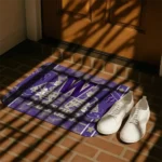 washington-huskies-helmet-illustration-purple-doormat-best-selling.webp