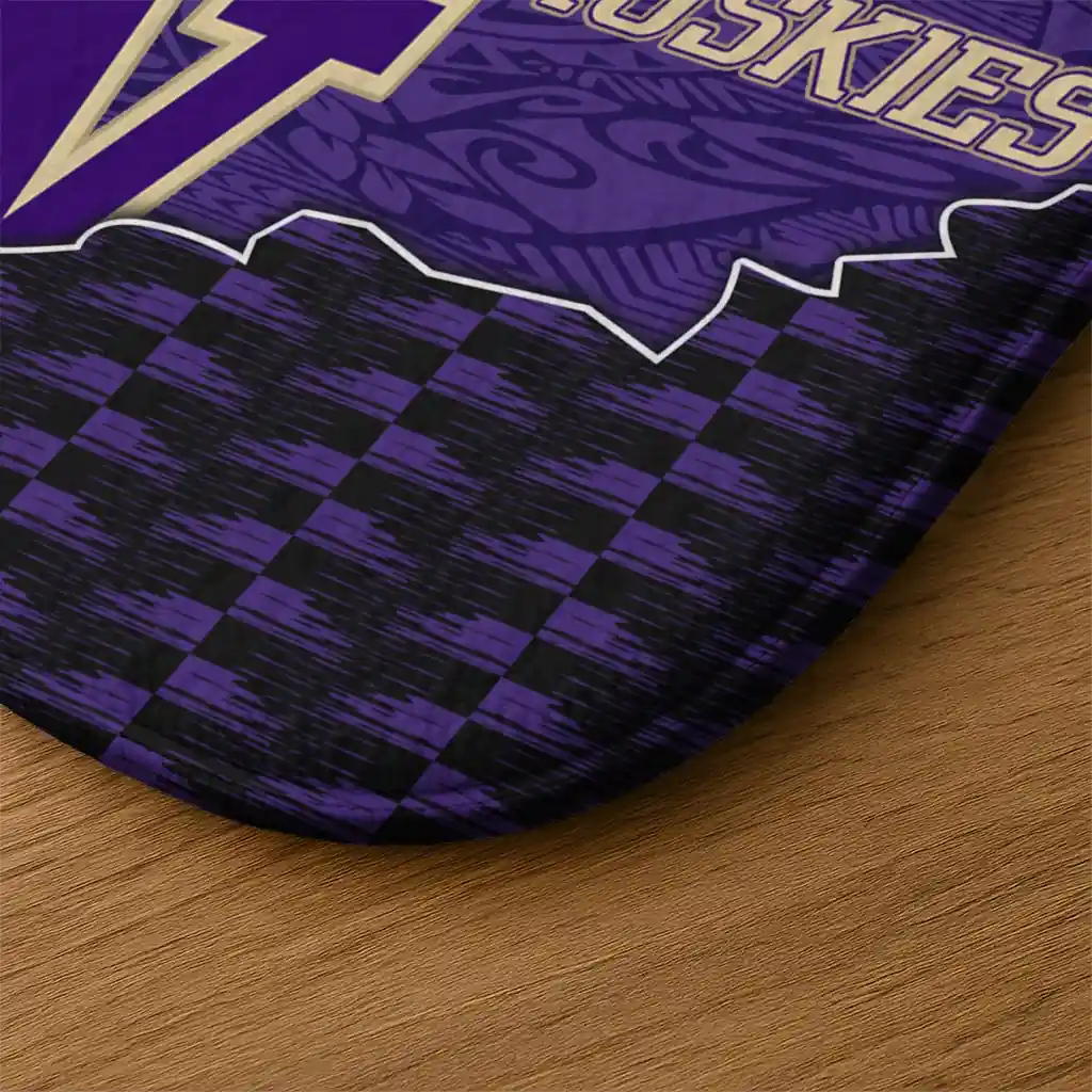 washington-huskies-tribal-detailing-purple-black-doormat-latest-model.webp