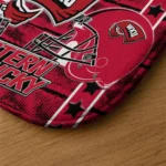 western-kentucky-hilltoppers-helmet-illustration-red-doormat-best-selling.webp