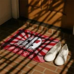 wisconsin-badgers-helmet-centerpiece-red-doormat-best-selling.webp