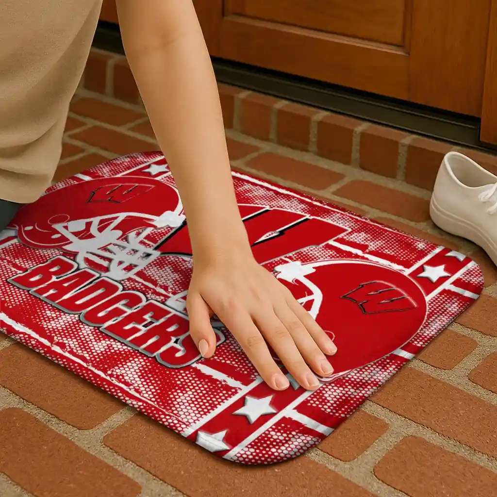wisconsin-badgers-helmet-illustration-red-doormat-premium-grade.webp