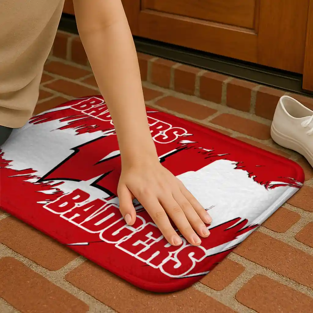 wisconsin-badgers-plate-rip-red-doormat-premium-grade.webp