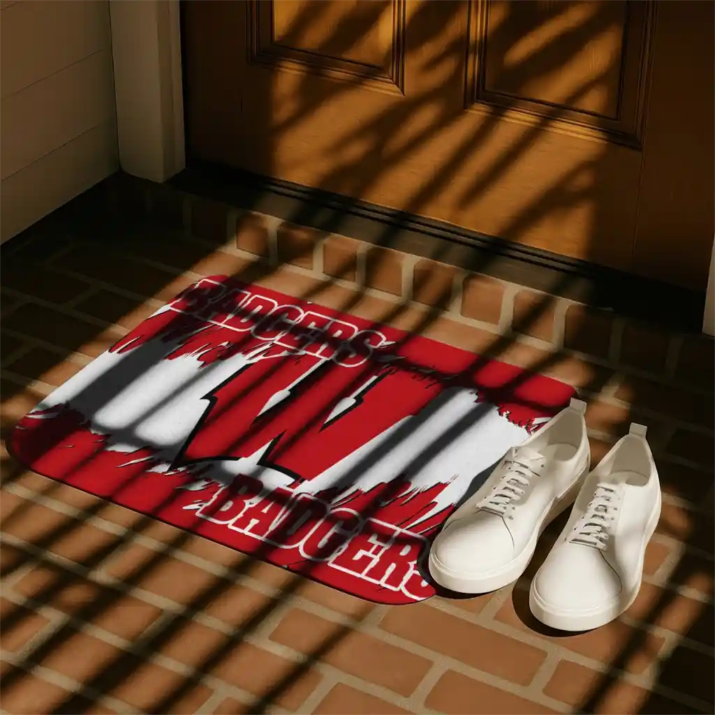wisconsin-badgers-plate-rip-red-doormat-trendy.webp